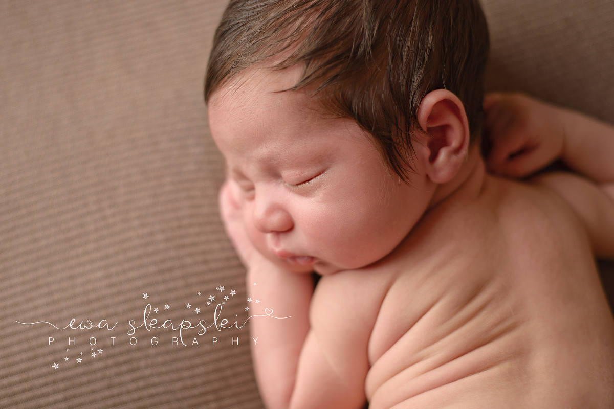 Long Island Newborn Photographer | Ewa Skapski Photography | www.ewaskapskiphotography.com