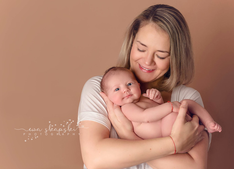 Long Island Newborn Photographer | Ewa Skapski Photography | www.ewaskapskiphotography.com